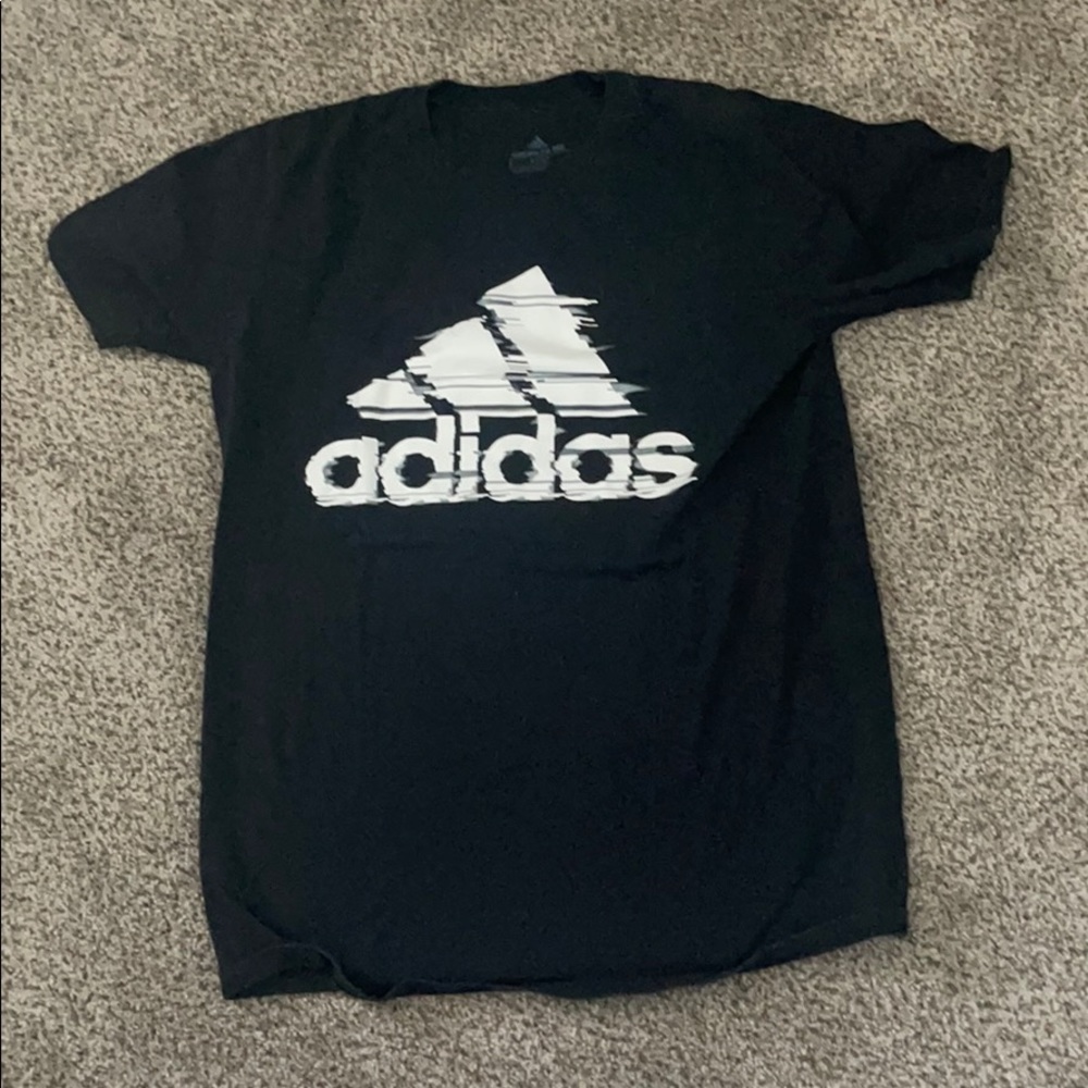 Adidas t shirt